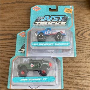 Jade Die Cast Just Trucks 2006 Hummer H1 & 1972 Chevrolet Cheyenne